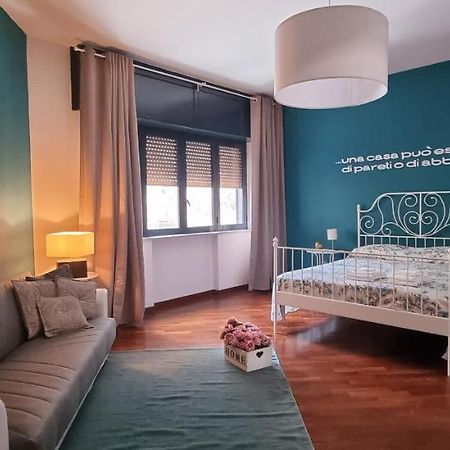 Via Battisti 109 Daire Caserta Dış mekan fotoğraf