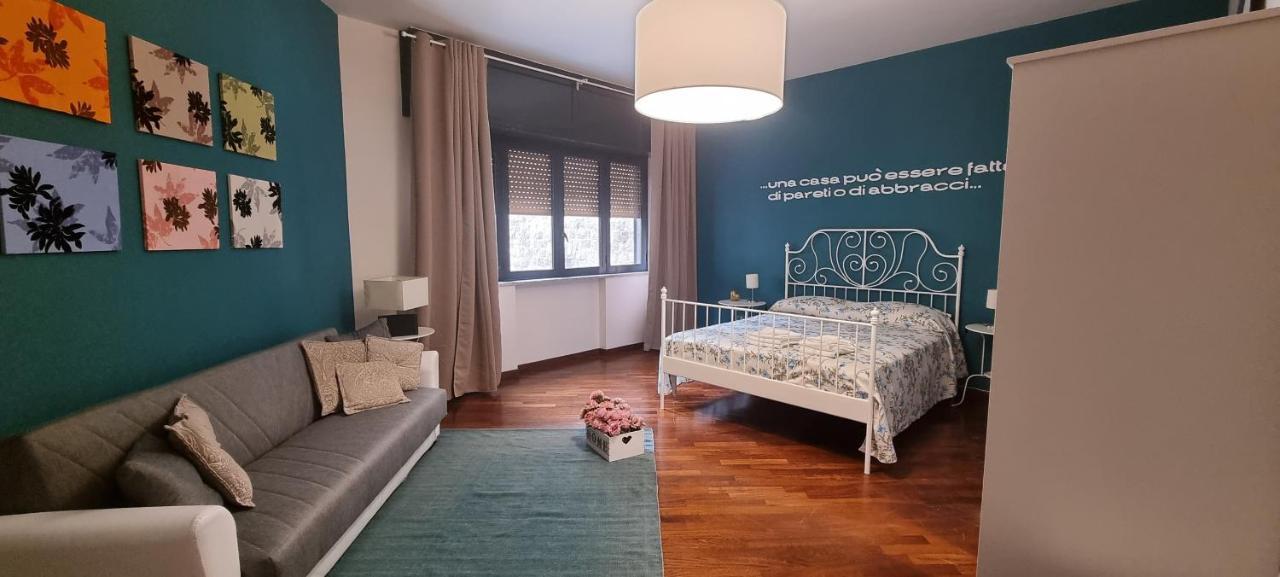 Via Battisti 109 Daire Caserta Dış mekan fotoğraf